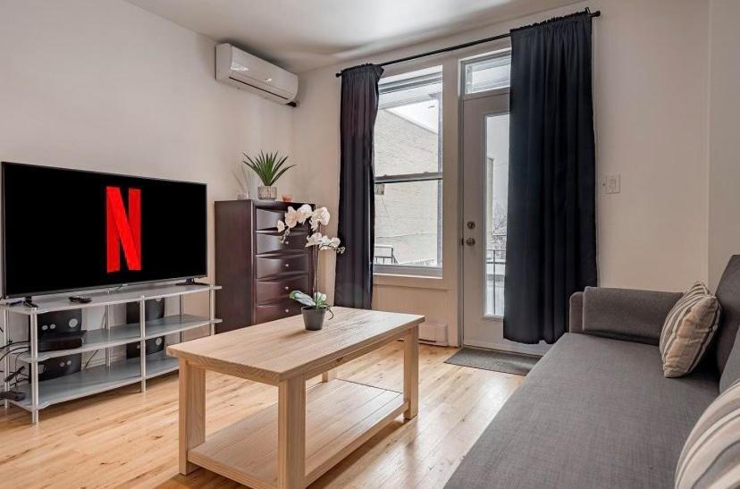 5-Star Prime Location - Bright Condo Montreal Luaran gambar